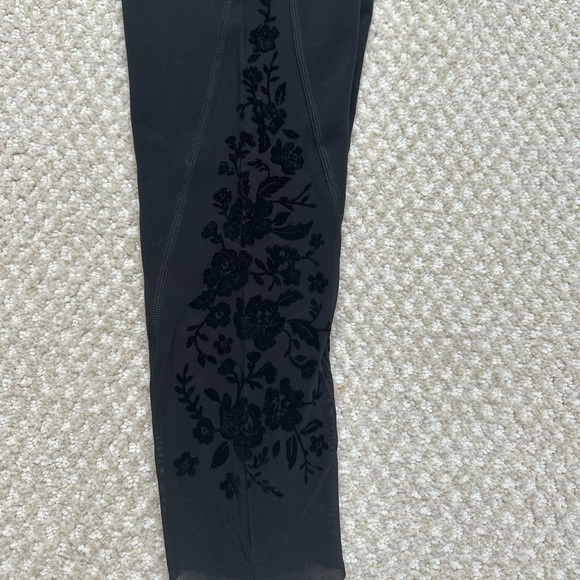 Athleta Velvet Rose 7/8 Leggings MP - Picture 2 of 5